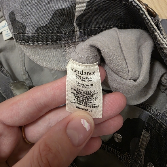 Sundance Gray Camo Grunge Casual Outdoor Reed Straight Leg Ankle Pants Size 8 - Picture 8 of 8